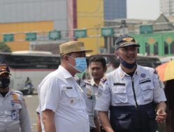 Tinjau Lokasi Kios Terminal Induk Yang Terbakar, Plt Walikota Bekasi : Segera Siapkan Pembangunan Kios Baru