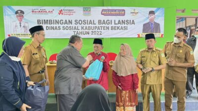 Lansia dari 3 Desa di Sukawangi Ikuti Bimbingan Sosial dari Dinsos Kabupaten Bekasi