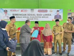 Lansia dari 3 Desa di Sukawangi Ikuti Bimbingan Sosial dari Dinsos Kabupaten Bekasi