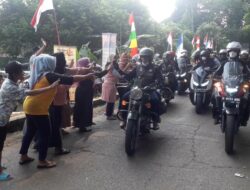 Gunakan Sepeda Motor, Kang Emil Keliling Desa di Kabupaten Bekasi