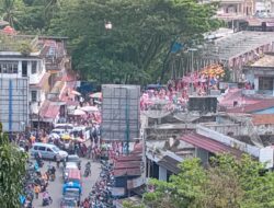 Antusiasme Perayaan Hari Kemerdekaan,Iring-iringan Peserta Pawai di Merangin Membludak, Lalulintas Padat Merayap