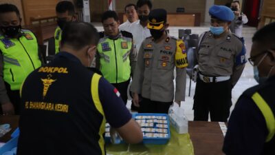 Antisipasi Penyalahgunaan Narkoba, Polres Kediri Gelar Test Urine