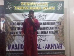 Peringati Baru Islam 1444 H, Masjid Al-Akhyar Kampung Pasar Kranji Berbagi Santunan Anak Yatim Piatu Dhuafa