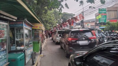 Kios Liar Makin Menjamur di Jalan Kemakmuran, Pemkot Bekasi Masih Tutup Mata