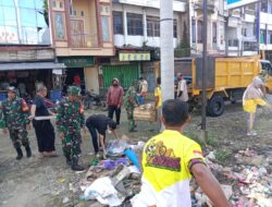 Ikut Jum’at Bersih, Elfrianto Harapkan Pemerintah Ciptakan Ikon Kota Siwa