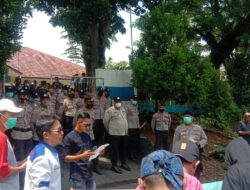 Dianggap Menghambat Tugas, Kantor Inspektorat Lebak Didemo Puluhan Wartawan