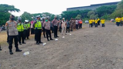 PN Cikarang Eksekusi Lahan dan Bangunan Milik Warga Asing di Desa Sukadanau