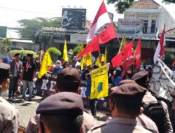 Aksi Unjuk Rasa Penolakan Kenaikan BBM di Jawa Timur Berjalan Aman dan Kondusif