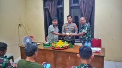 Jaga Sinergitas TNI-POLRI, Kapolsek Bola Berikan Kejutan di HUT TNI Ke-77