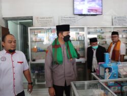 BPOM Tarik Peredaran Obat Sirup Anak, Kapolres Garut Pimpin Sidak Sejumlah Apotek