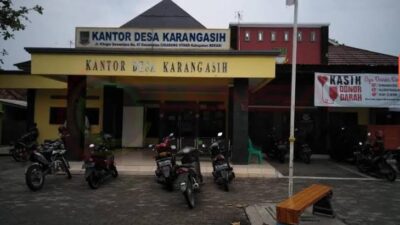 Pemdes Karang Asih Menolak Keluhan Masyarakat