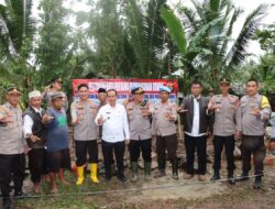 Rumah Nenek Nurhasanah Mulai Dibangun, Kapolres Lampung Selatan Hadiri Peletakan Batu Pertama