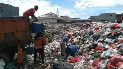 Kurangnya Armada Jadi Salah Satu Kendala Pengelolaan Sampah di UPTD Pondok Gede