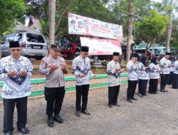 Ikuti Upacara Hari Guru di SMAN 1, Kapolsek Sidomulyo : Saya Terharu Sekali