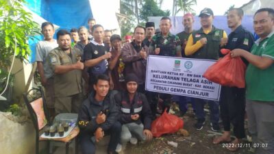 Kelurahan Telaga Asih Bersama FPRB Cikbar Salurkan Bantuan Gempa Cianjur