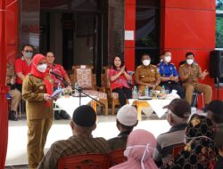 PSMTI Lampung Bersama Pemkot Bandar Lampung Salurkan Bantuan Sembako Untuk Masyarakat