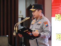 Kapolda Jatim Pimpin Upacara Serah Terima Jabatan Pejabat Polda dan Jajaran Kapolres