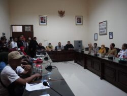 Kapolres Kediri Kawal Aksi Damai PKL di SLG