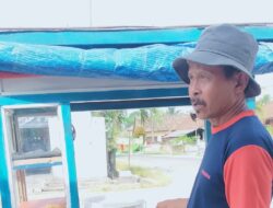 Berjalan Kaki, Pedagang Martabak Keliling di Palas Sampaikan Keluhkesahnya