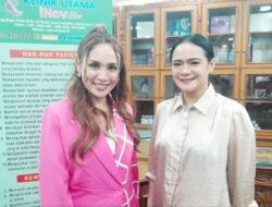 Penyanyi Shezy Idris Bersama Cut Mila Rawat Kecantikan di Klinik Bedah Inov Glow Sunter Mulus dan Awet Muda