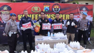 Bekuk Dua Pengedar, Polres Kediri Amankan Ratusan Ribu butir Pil Dobel L, Ratusan gram Sabu dan puluhan gram Extasy