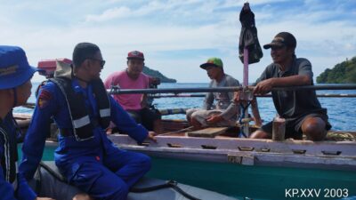 Enam Orang Crew Kapal Bintang Permata Yang Tenggelam di Selamatkan Sat Pol Air Polres Lamsel