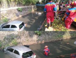 Dikemudikan Oleh Anak Usia 12 Tahun, Mobil Sedan di Bekasi Masuk Ke Sungai