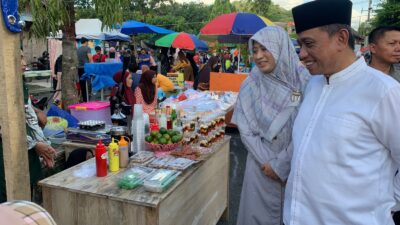 Hari Pertama Ramdhan, Bupati Wajo Kunjungi Pasar Kuliner Ramadhan