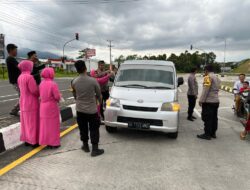 Dibulan Suci Ramadhan Polsek Penengahan, Bersama Bhayangkari Bagikan Puluhan Takjil