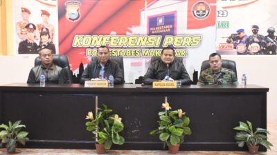 Pangdam XIV/Hsn dan Kapolda Sulsel Lakukan Konferensi Pers: Kedamaian dan Kebersamaan Menjaga Kondusifitas Makassar