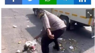 Dapat Puiian, Anggota Polres Lamsel Diposting di Story IG Kapolri Punguti Sampah di Jalinsum