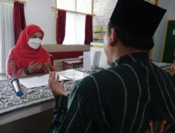 Walikota Eva Dwiana Bayar Zakat di Baznas Bandar Lampung