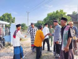 Menjaga Kerukunan Hari Raya Idul Fitri, Kepala Desa Bali Agung, Hadir Usai Sholat Ied di Masjid Darul Farllah