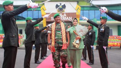 Korem 043/Gatam Gelar Tradisi Pelepasan Pejabat Lama