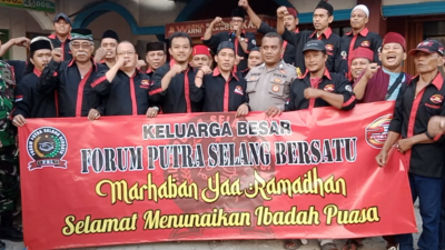 Berkah Ramadhan, Forum Putra Selang Bersatu Gelar Santunan dan Bagi Takjil buka puasa