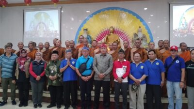 Kota Bekasi Menjadi Tempat Transit Pertama Di Provinsi Jawa Barat Yang Disinggahi 32 Biksu Asal Thailand