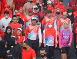 Danrem 043/Gatam Ikuti Jalan Sehat HUT Kota Bandar Lampung Ke-341