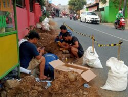 Pengerjaan Galian Kabel Optik di Wilayah ke Lembursitu Diduga Tanpa Izin