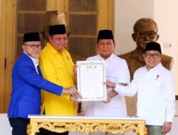 Bergabung Dengan Prabowo, Ini Alasan Ketum Golkar dan PAN