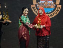 Pemkot Bandarlampung Dapat Penghargaan Kategori Daerah Peduli Penanganan Stunting dan Layak Anak dari Kompas TV