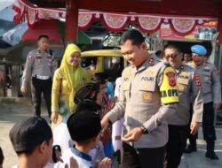 Puluhan Siswa Yatim Piatu di SDN Cilangla Terima Bantuan Dari Polresta Sukabumi