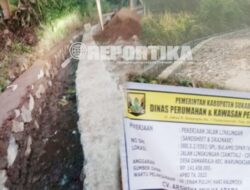 Masyarakat Apresiasi Adanya Pembangunan Drainase di Desa Damar Raja Warung Kiara