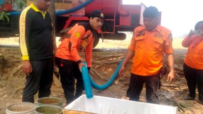 Akhir Pekan, BPBD Kabupaten Bekasi Masih Salurkan Air Bersih Ke Warga