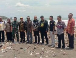 Respon Pemkab Sukabumi Usai Viral Video Ajakan Bersih Pantai