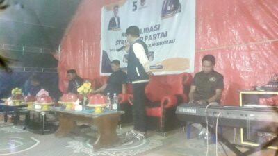 Konsolidasi Caleg Nasdem di Desa Sakita, Mantan Bupati Morowali Terharu