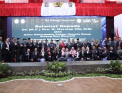 Herman HN Mendapatkan Gelar Doktor Honoris Causa Dari Universitas Lampung