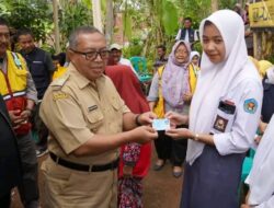 Serahkan Rumah ke Penerima Manfaat, Bupati Sukabumi : Semoga Berkah