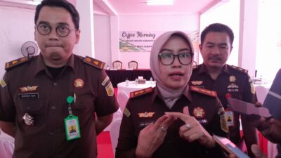 Program “Jaksa Jaga Desa” Disampaikan Kajari Kabupaten Bekasi Saat Coffee Morning Dengan Awak Media