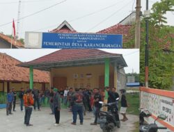 Kantor Desa Karang Bahagia Di Geruduk Ormas, Kepala Desa dan Sekdes Sedang Bintek Keluar Kota