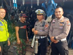 Sejumlah Personel Satlantas Polres Kediri Datangi Penjual Knalpot Brong